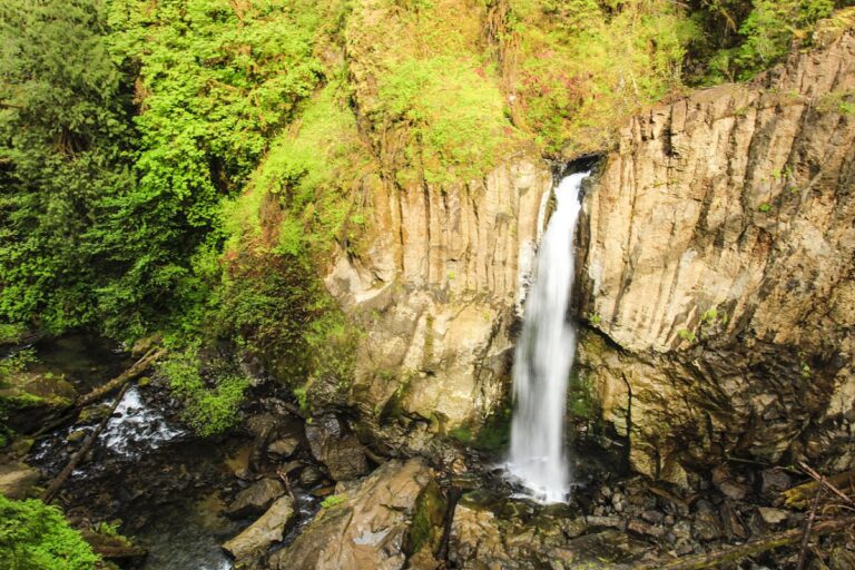 Drift Creek Falls waterfall hike outside of Lincoln City, Oregon