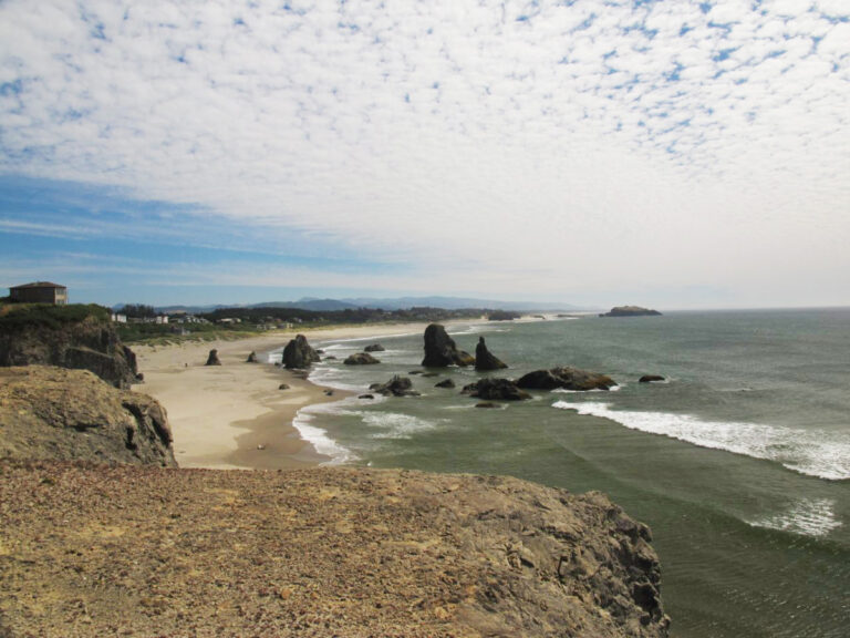 Face Rock beach as seen from an easy day hike in the town of Bandon, Oregon on the Oregon Coast