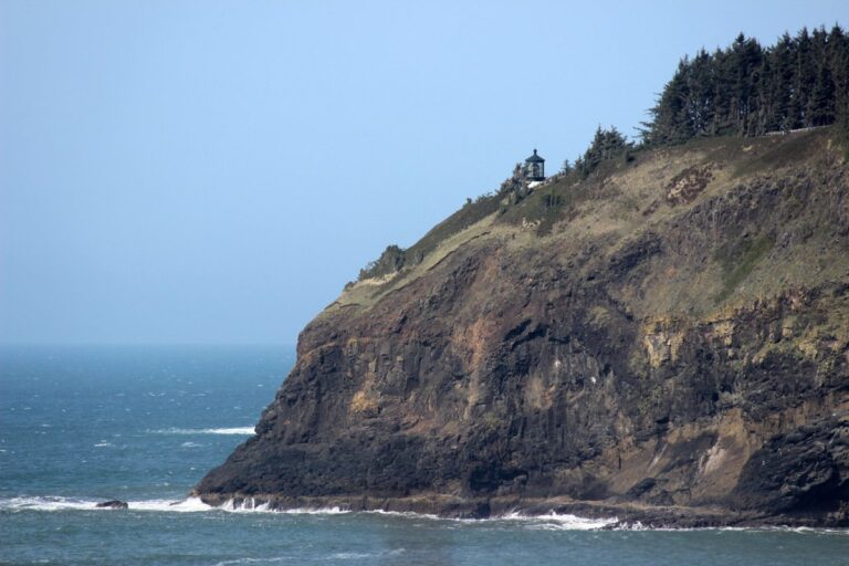 Hike to Cape Meares State Scenic viewpoint and lighthouse on the Oregon Coast