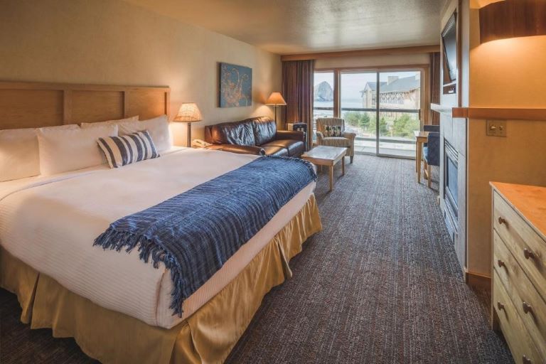 A room at Inn at Cape Kiwanda hotel in Pacific City, Oregon Coast