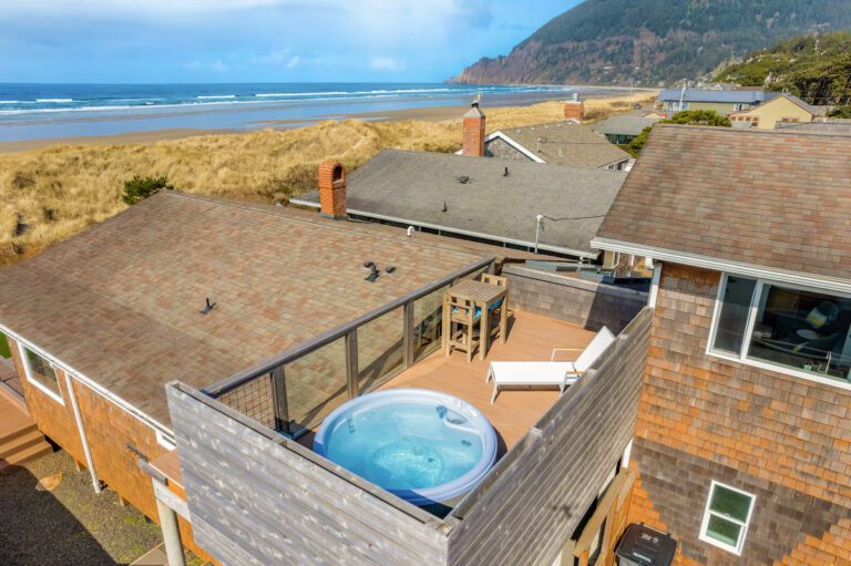 Vacation rental home in Manzanita Oregon overlooking the beach