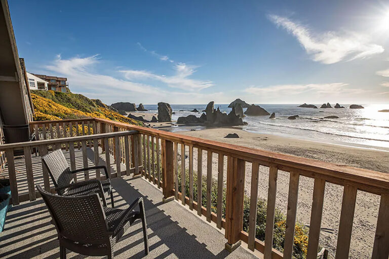 Vacation rental overlooking the ocean in Bandon, Oregon