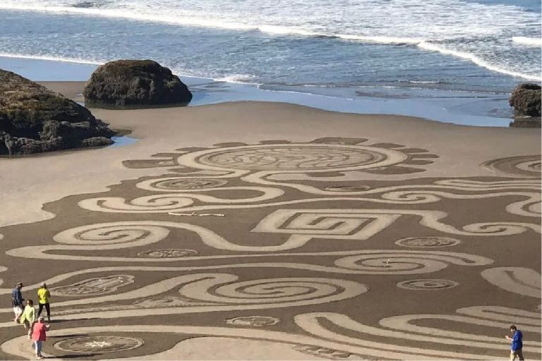 Circles in the Sand art project on the beaches in Bandon, Oregon