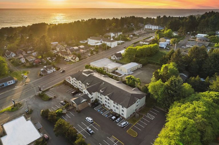 Ashley Inn and Suites in Lincoln City is one of the best budget-friendly hotels on the Oregon Coast